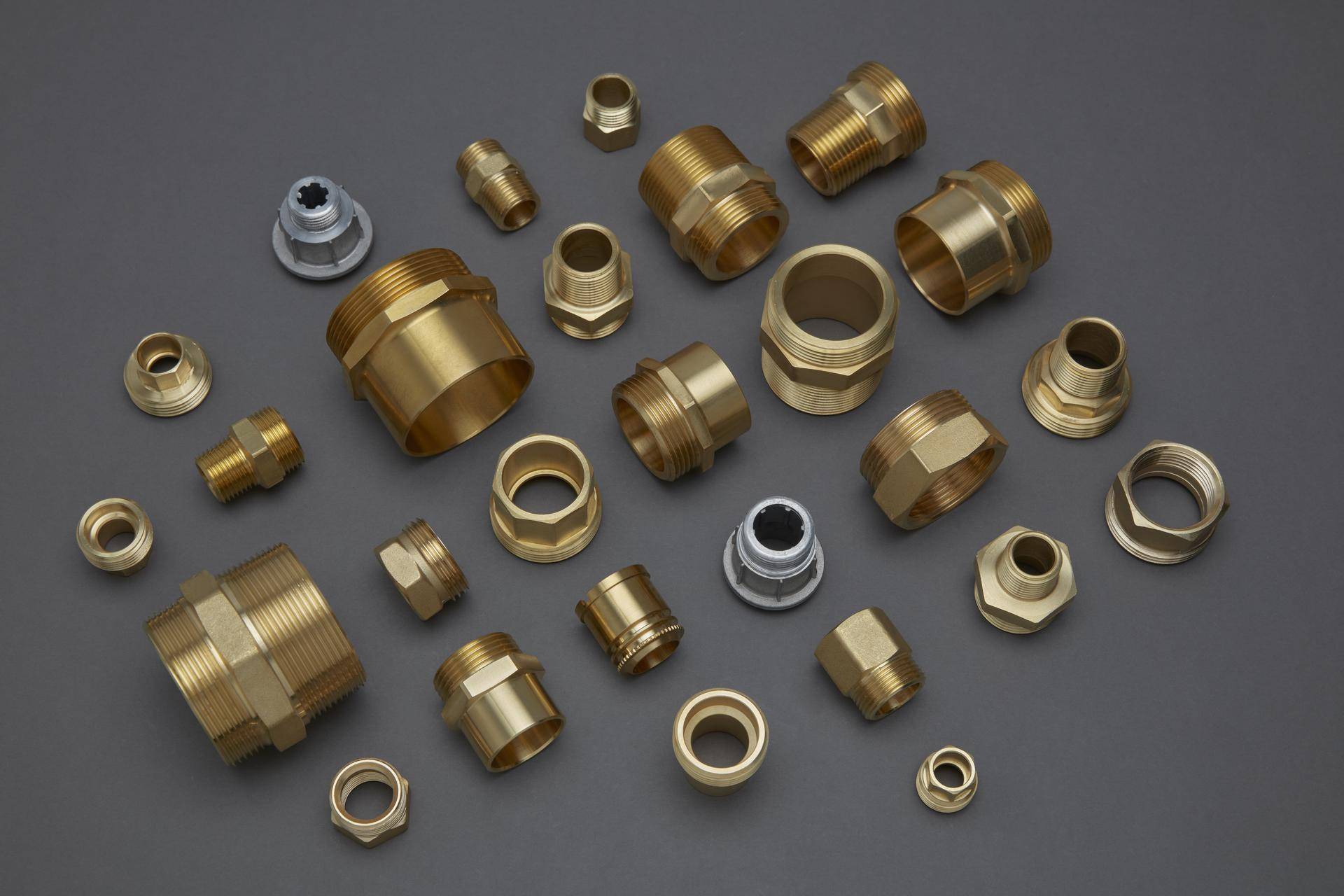 Verbinder und Reduzierstücke